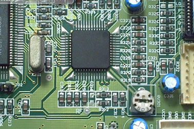 智能(néng)汽車(chē)電(diàn)子(zǐ)技(jì)術(shù)解決方法